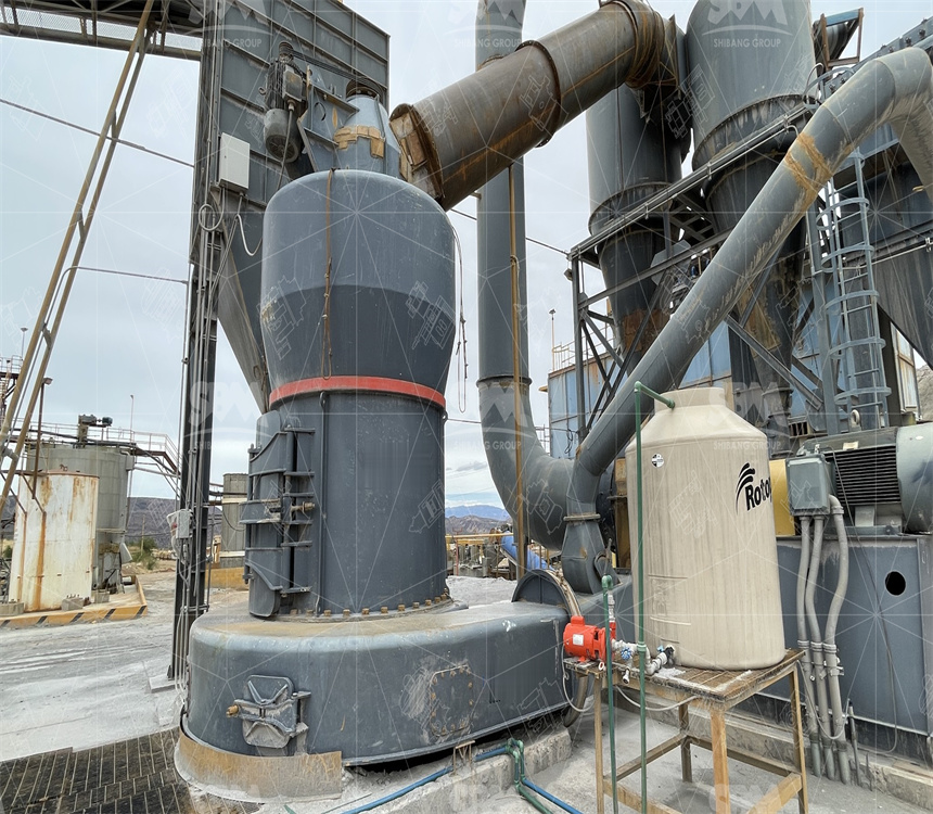 Crushing and grinding equipment for mineral processing plants