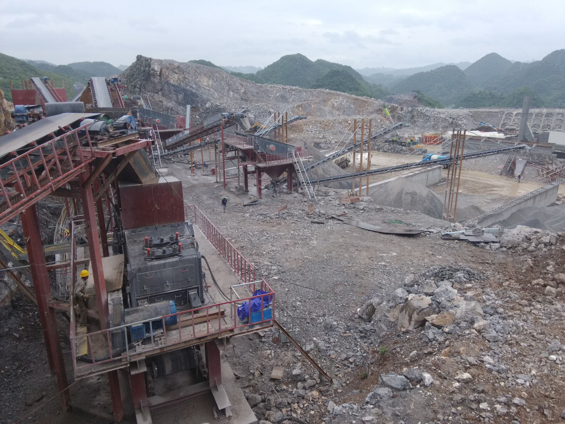 Cost of 40TPH Mini Stone Crusher for Startups