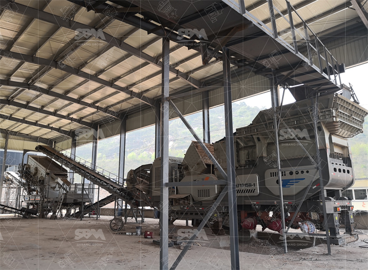 Mobile Crusher Plant in UAE for Construction Waste Recycling